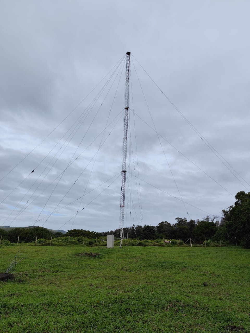 Antena NAVTEX 490 kHz 518 kHz